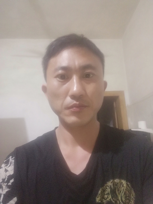 真爱无悔的第一张照片--驻马店相亲服务中心