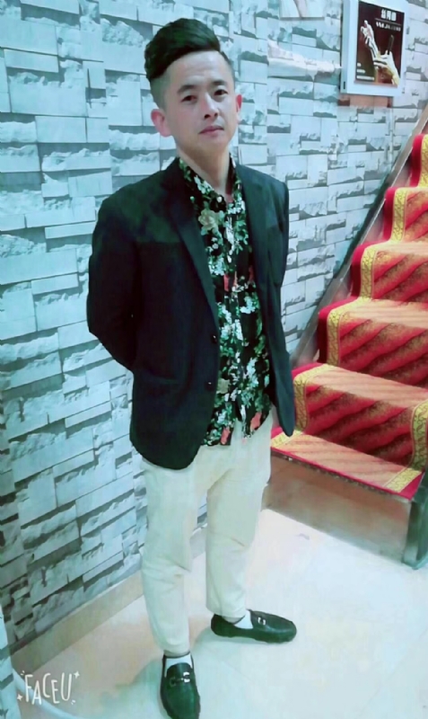 男人三十而立的第一张照片--驻马店相亲服务中心