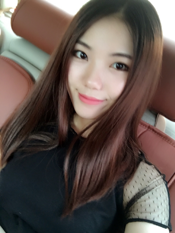 盛开的花朵的第二张照片--驻马店相亲服务中心