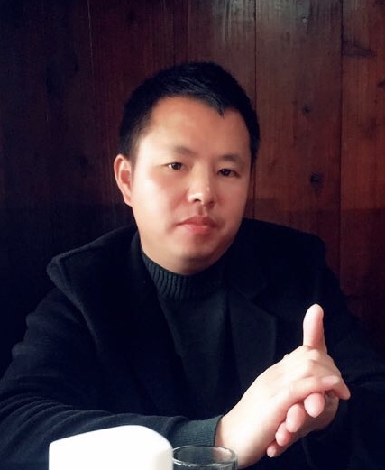 何超洪的第一张照片--驻马店相亲服务中心