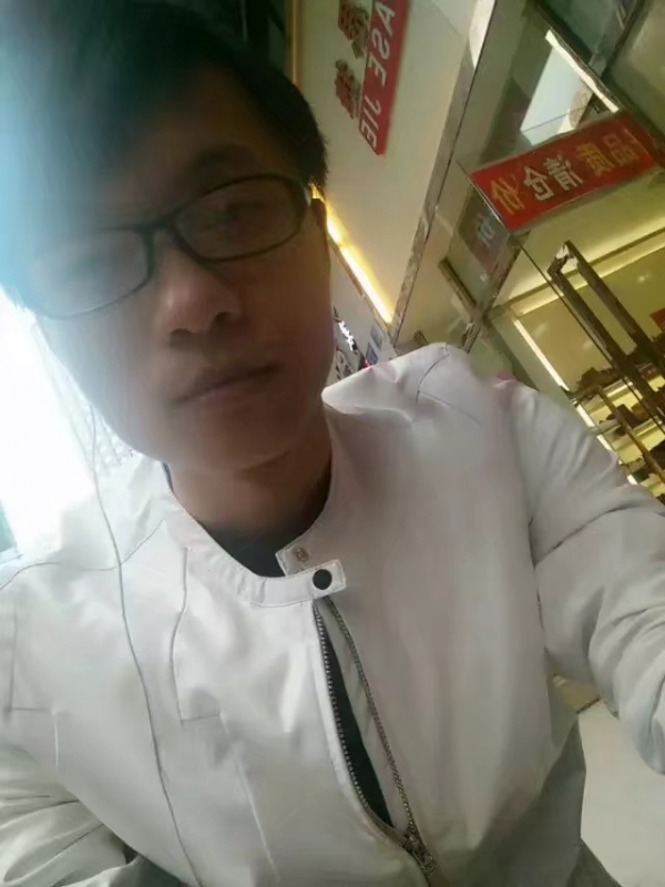 你的益达的第一张照片--驻马店相亲服务中心