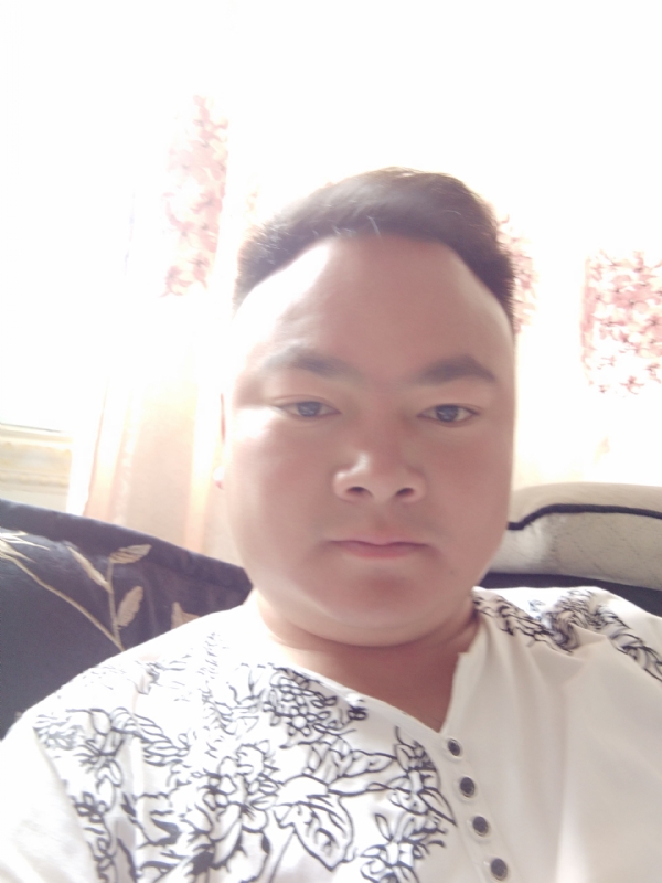 梦的使者的第一张照片--驻马店相亲服务中心