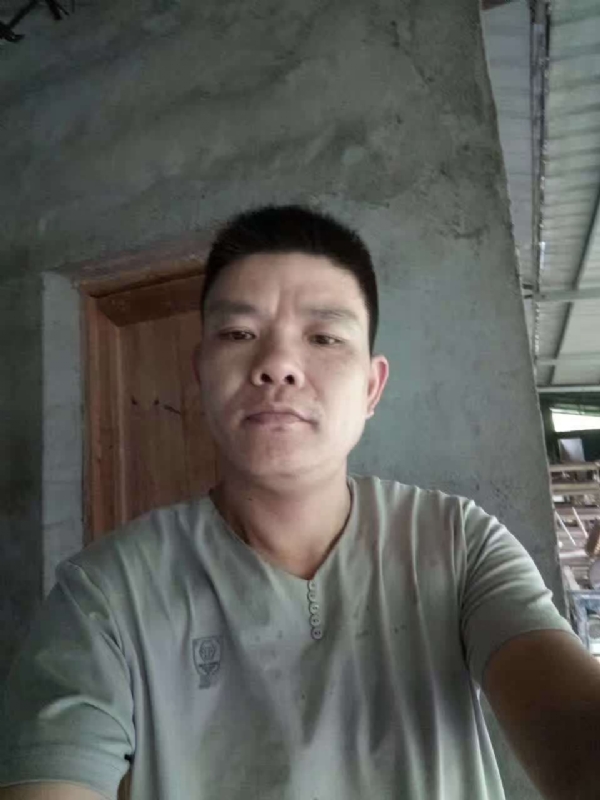 寻找幸福的第一张照片--驻马店相亲服务中心