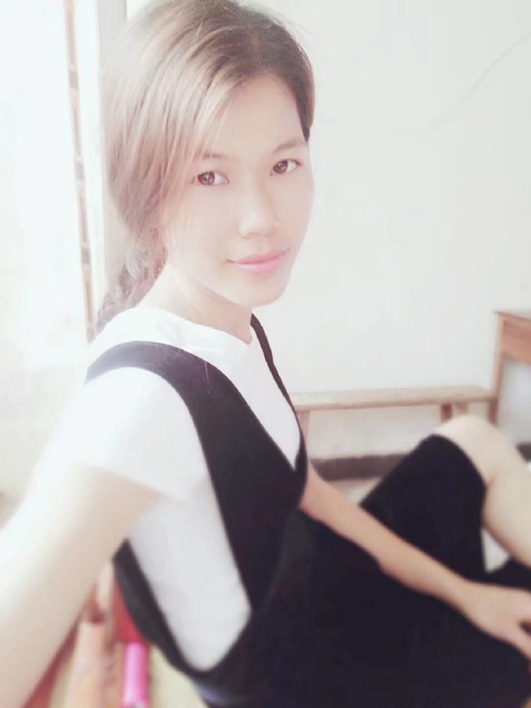 婷婷的第一张照片--驻马店相亲服务中心