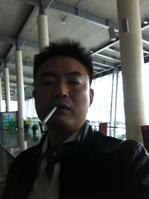 Howard的第二张照片--驻马店相亲服务中心