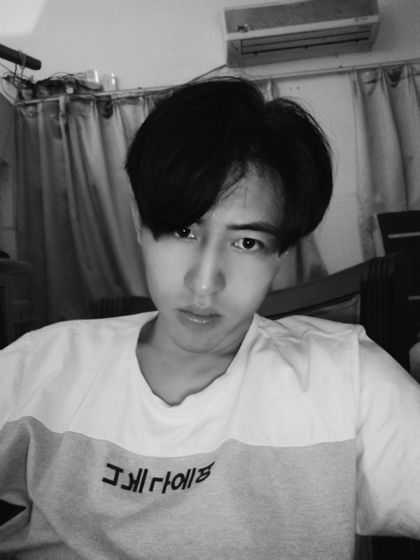 斷笔的第一张照片--驻马店相亲服务中心