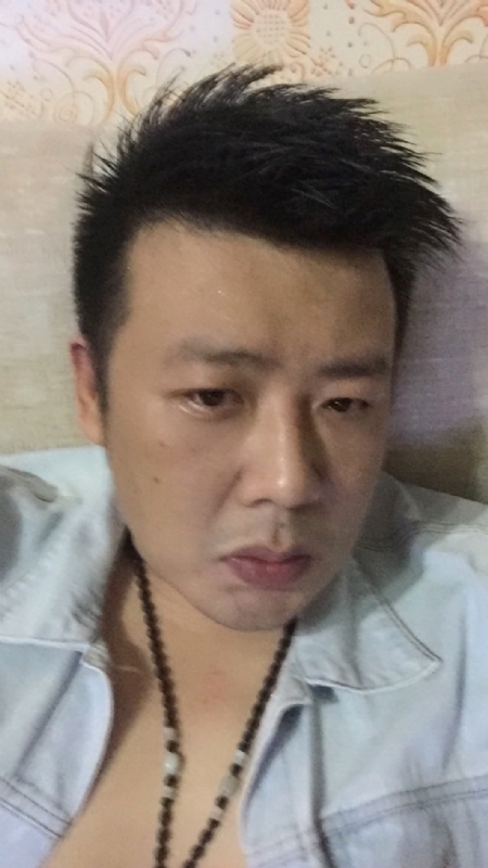 沐浴阳光的第一张照片--驻马店相亲服务中心