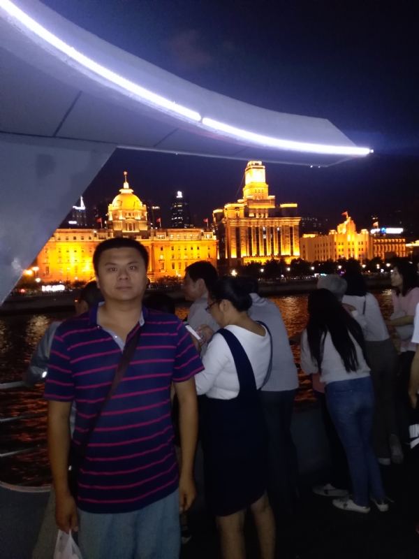 我爱的第三张照片--驻马店相亲服务中心