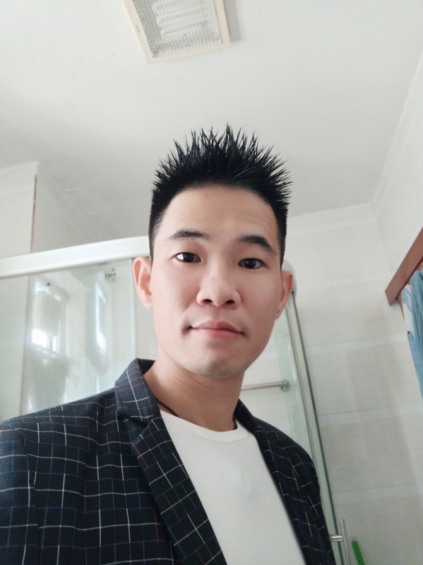 往事随风的第一张照片--驻马店相亲服务中心