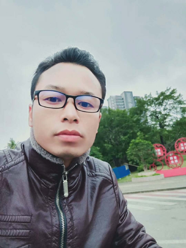 廖军的第二张照片--驻马店相亲服务中心