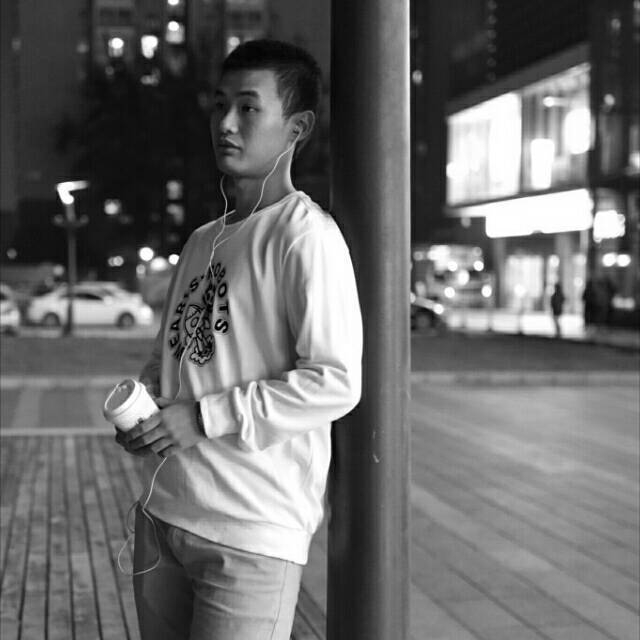 精卫的第一张照片--驻马店相亲服务中心