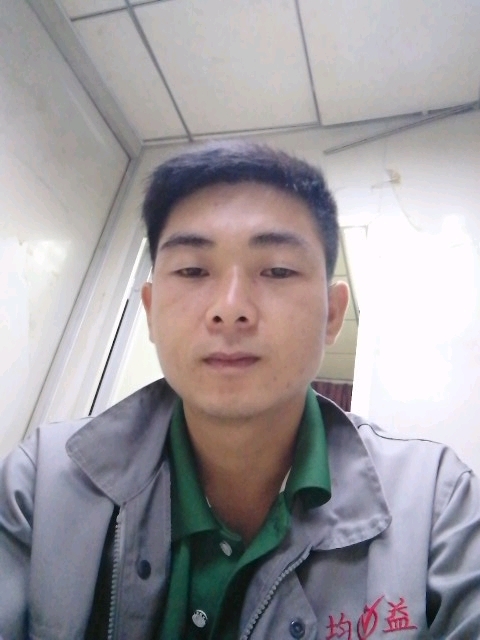 枫叶的第一张照片--驻马店相亲服务中心