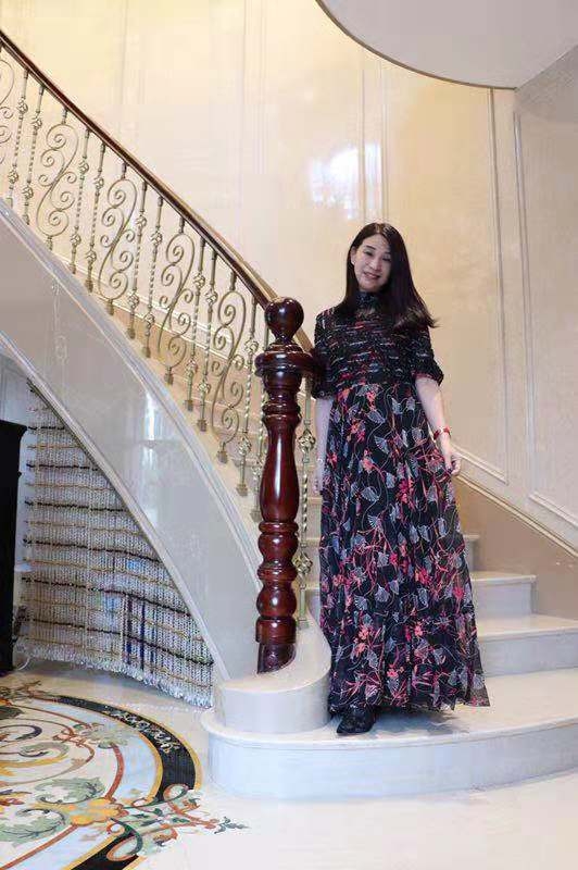 馨儿的第三张照片--驻马店相亲服务中心