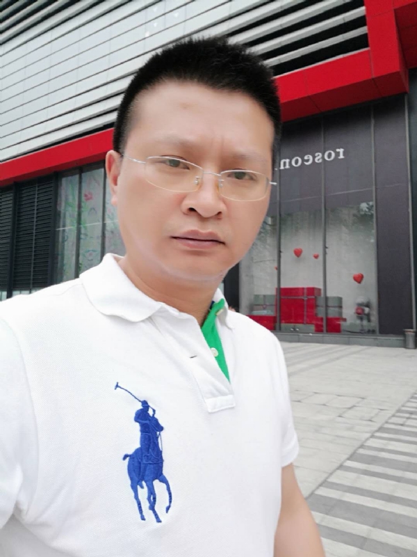 硬汉的第一张照片--驻马店相亲服务中心