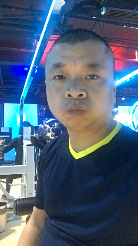 奋斗的第一张照片--驻马店相亲服务中心