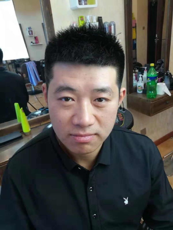 丹东风雨的第一张照片--驻马店相亲服务中心