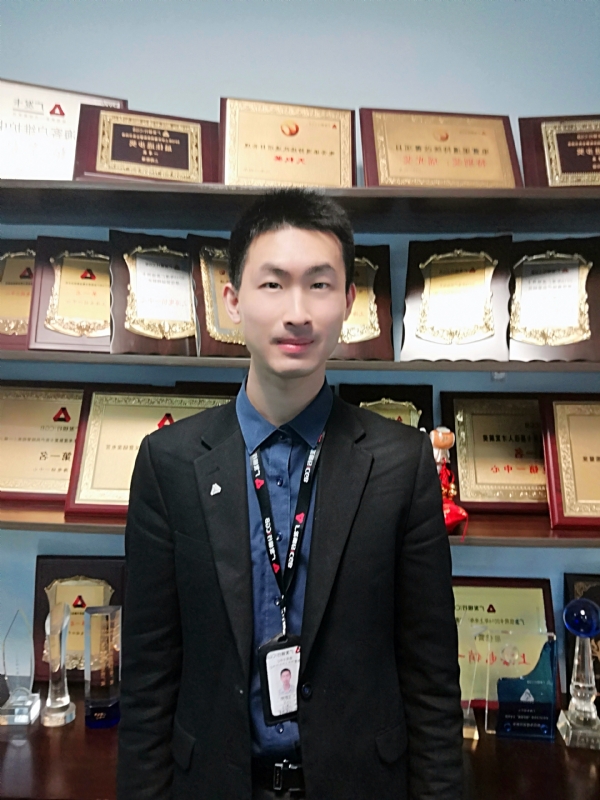 魔都青年的第一张照片--驻马店相亲服务中心