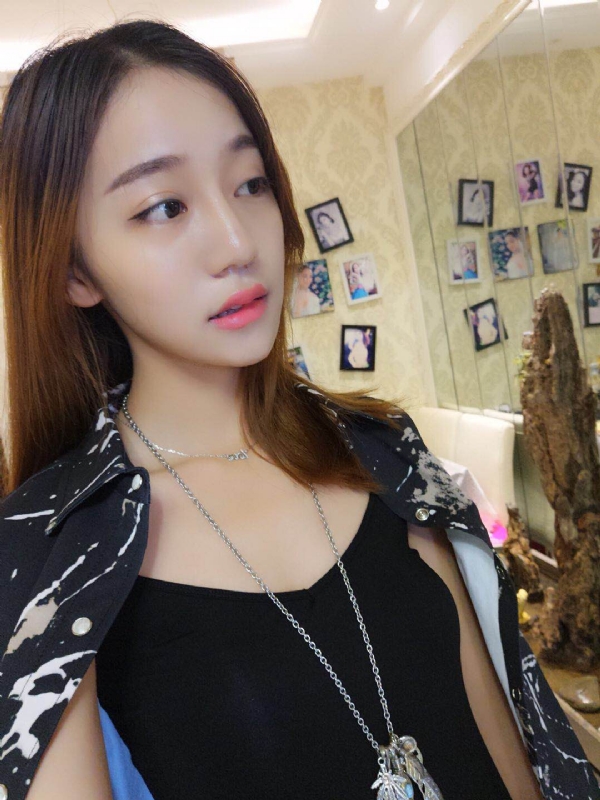 凉兮的第一张照片--驻马店相亲服务中心