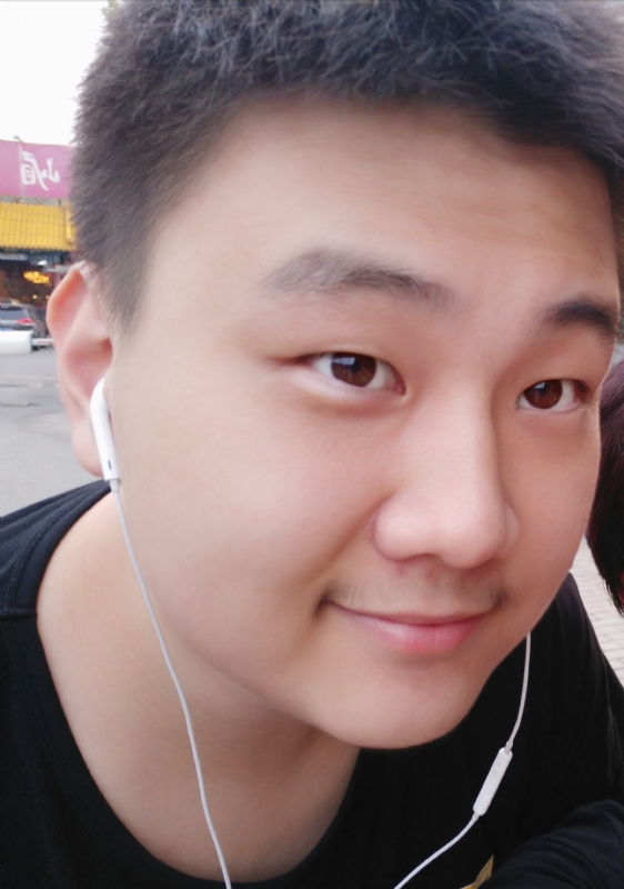 枫叶的第一张照片--驻马店相亲服务中心