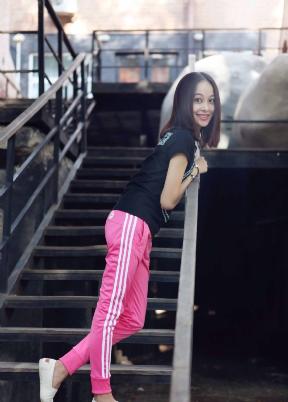 玉儿小骄傲的第一张照片--驻马店相亲服务中心