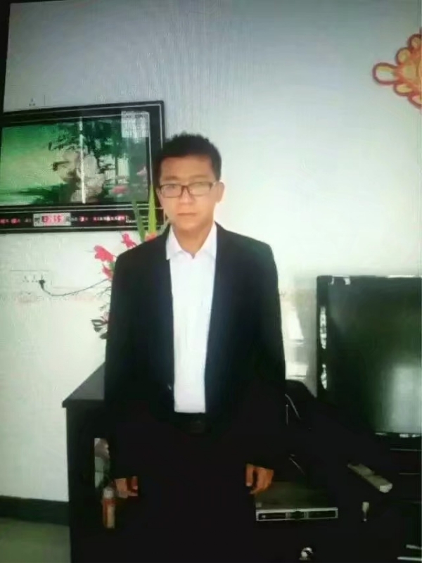 依然疼痛的第一张照片--驻马店相亲服务中心