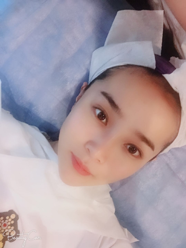 相见恨晚的第二张照片--驻马店相亲服务中心