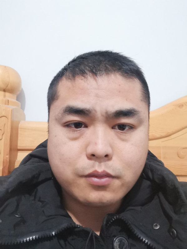 真诚的第一张照片--驻马店相亲服务中心