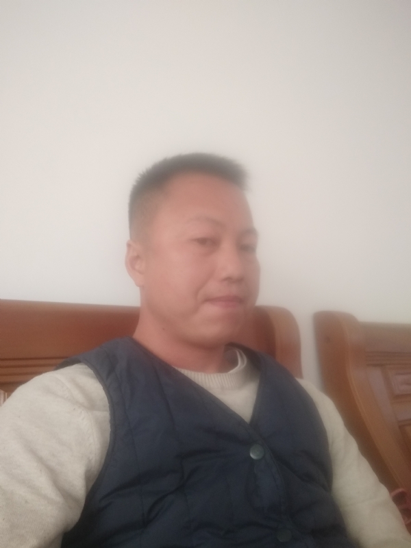 只对你好的第一张照片--驻马店相亲服务中心