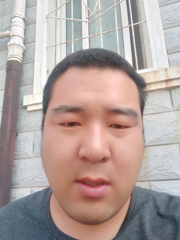 一羽垂天的第四张照片--驻马店相亲服务中心