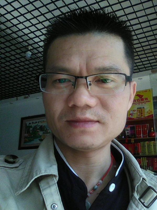 飘逸的第一张照片--驻马店相亲服务中心