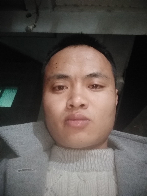 小磊的第一张照片--驻马店相亲服务中心