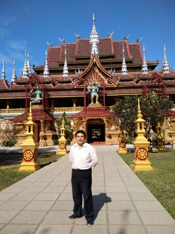 蓝熊的第一张照片--驻马店相亲服务中心