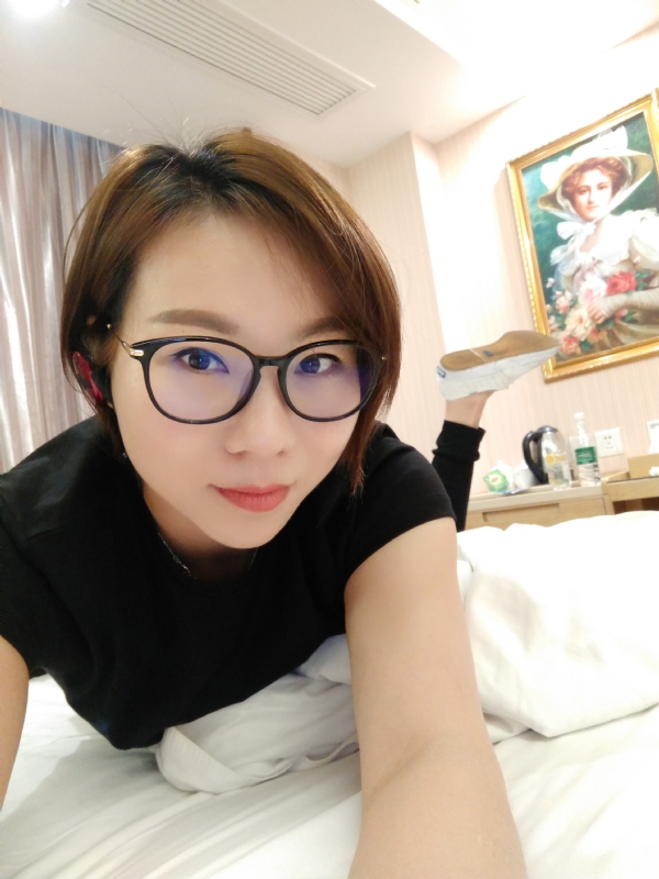 双子座的第一张照片--驻马店相亲服务中心