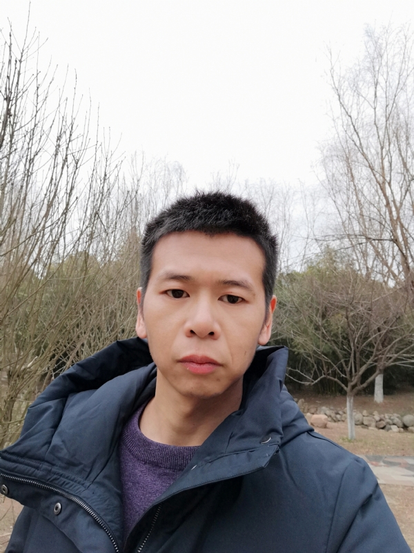 寞峰的第一张照片--驻马店相亲服务中心