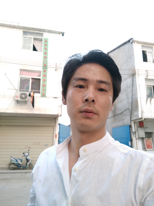 峰哥的第一张照片--驻马店相亲服务中心