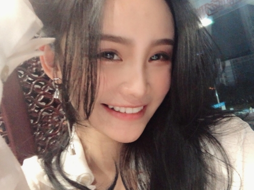 紫薇的第一张照片--驻马店相亲服务中心