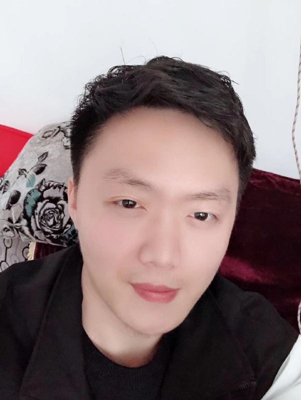 执迷的鲸鱼的第一张照片--驻马店相亲服务中心