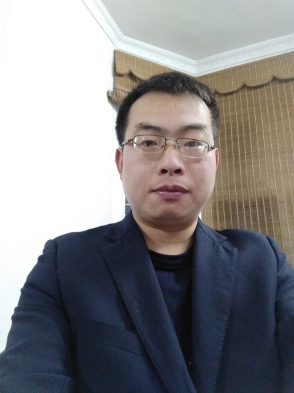 简单爱的第一张照片--驻马店相亲服务中心