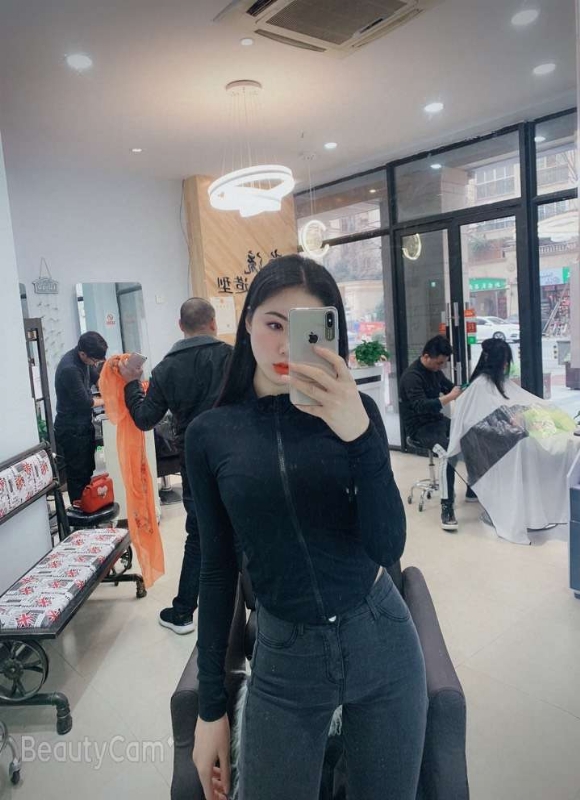 婷婷的第四张照片--驻马店相亲服务中心