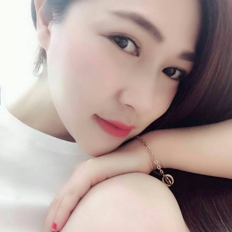 Emily的第一张照片--驻马店相亲服务中心