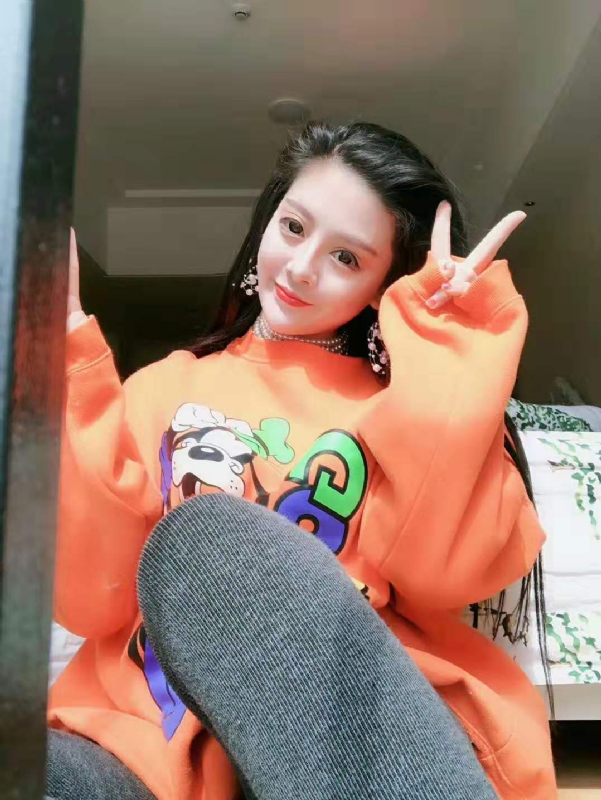 李梦瑶的第四张照片--驻马店相亲服务中心