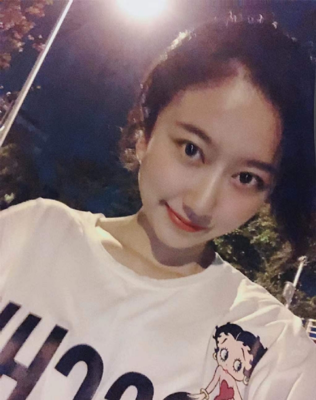 佳佳的第一张照片--驻马店相亲服务中心