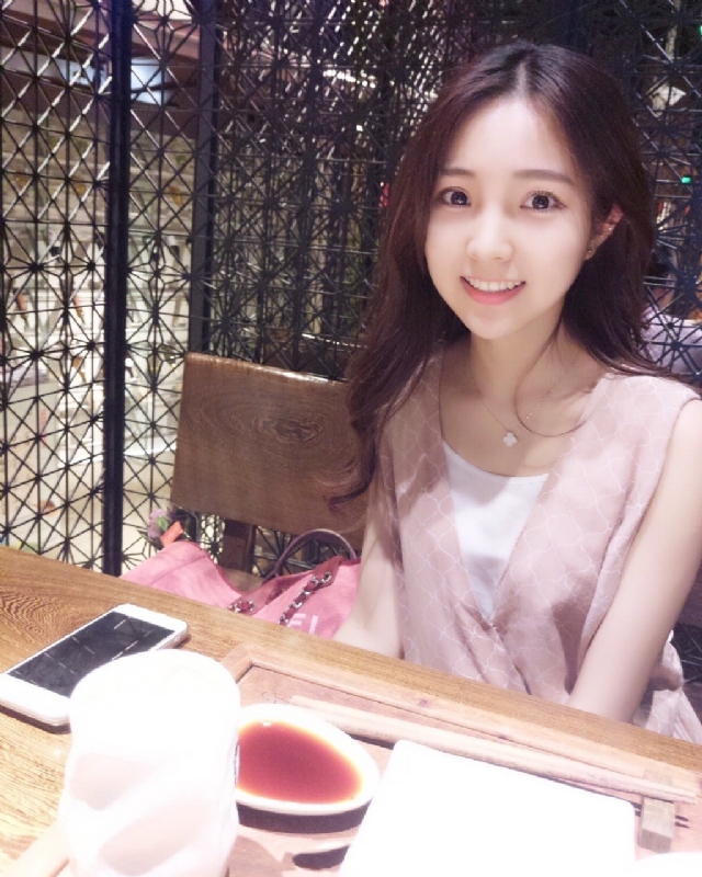 冰艳残阳的第二张照片--驻马店相亲服务中心