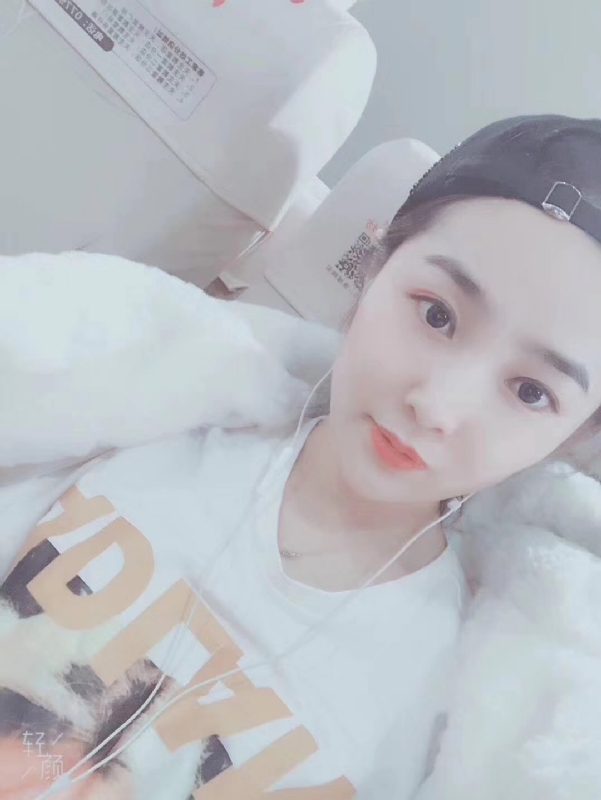 时光浅夏的第三张照片--驻马店相亲服务中心