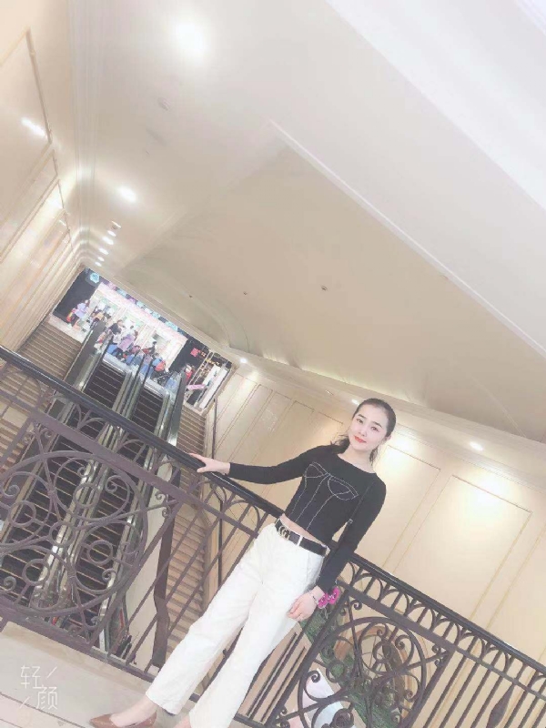 时光浅夏的第四张照片--驻马店相亲服务中心