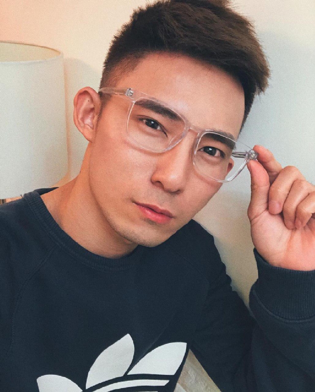 小伟的第一张照片--驻马店相亲服务中心