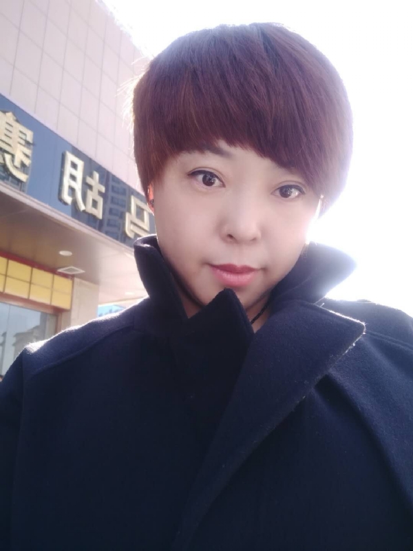 霞儿的第一张照片--驻马店相亲服务中心