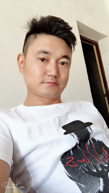 yang的第一张照片--驻马店相亲服务中心