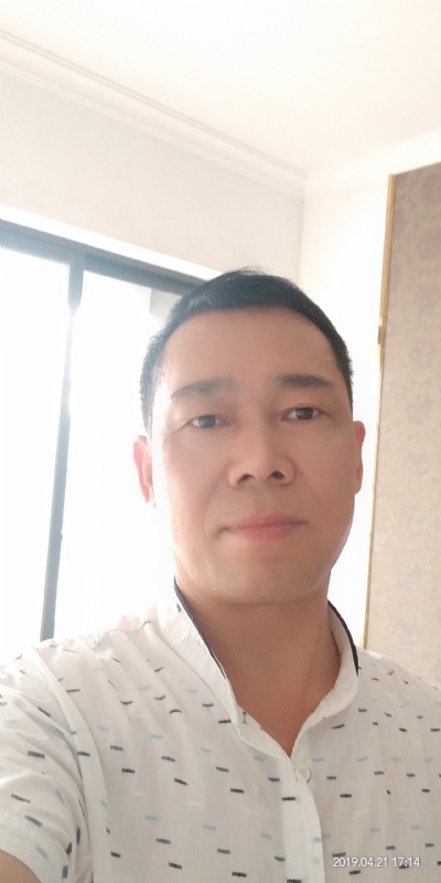 朝望大海的第一张照片--驻马店相亲服务中心