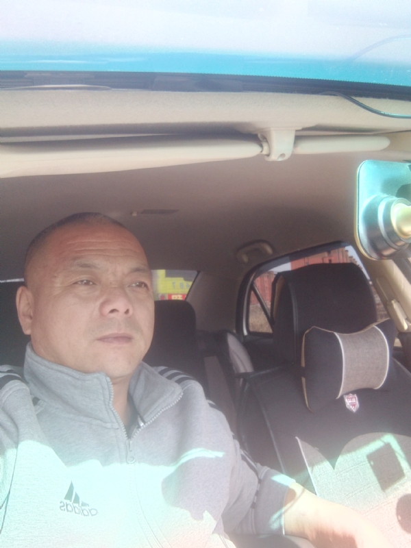 缘的第一张照片--驻马店相亲服务中心